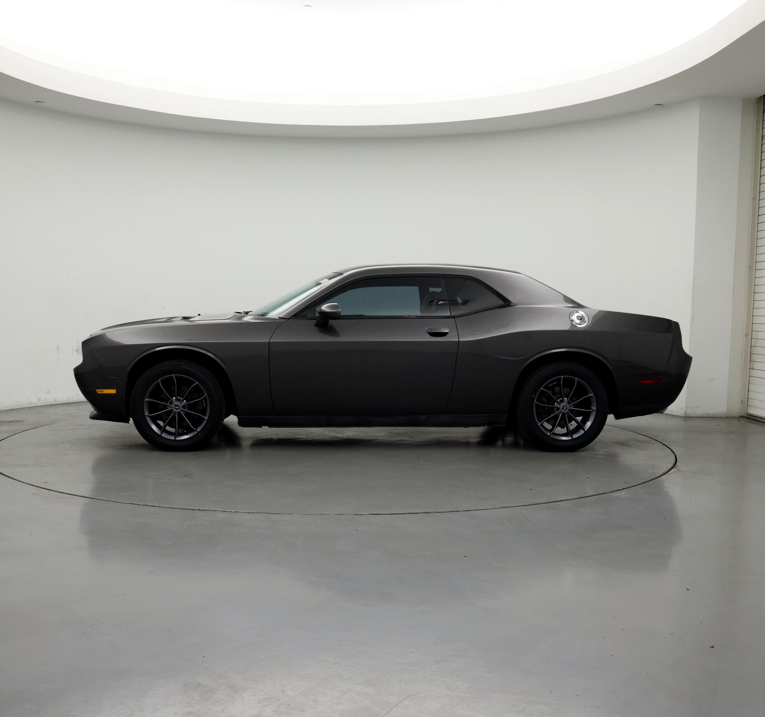 Thumbnail: 2014 Dodge Challenger - 3
