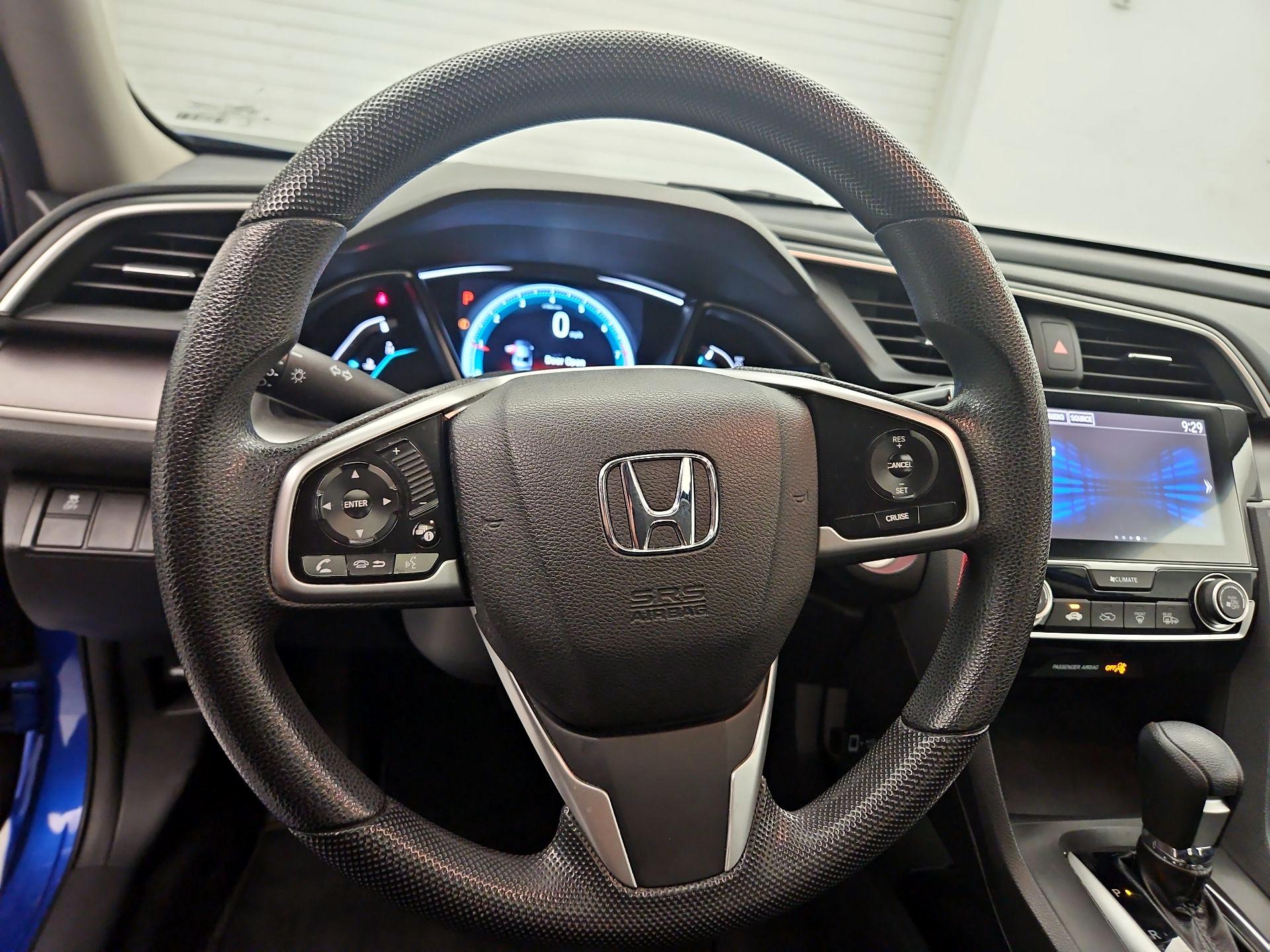 Thumbnail: 2016 Honda Civic - 10