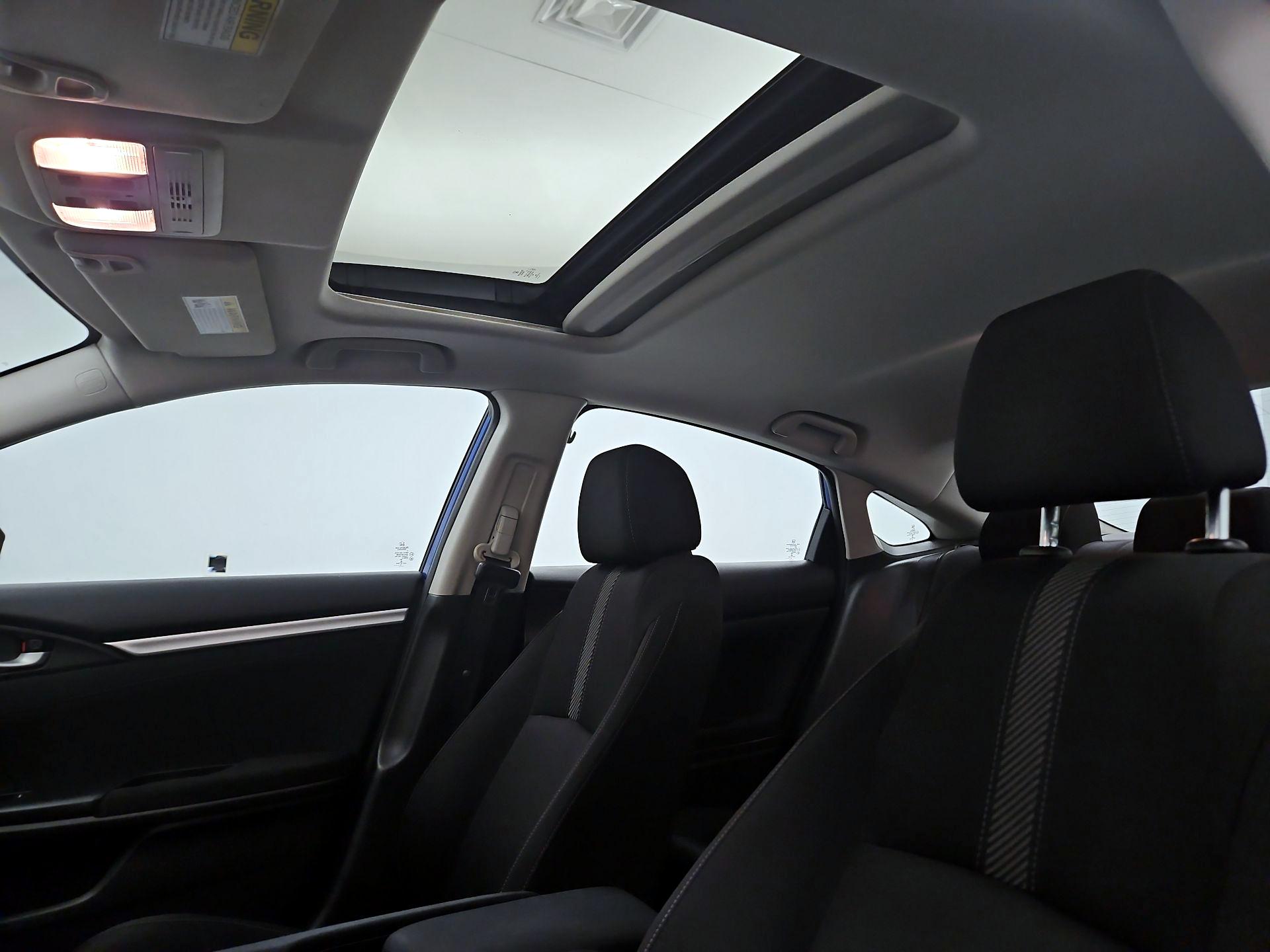 Thumbnail: 2016 Honda Civic - 19