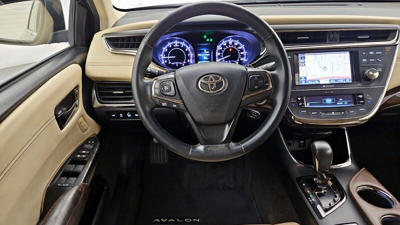 2013 Toyota Avalon Limited 10