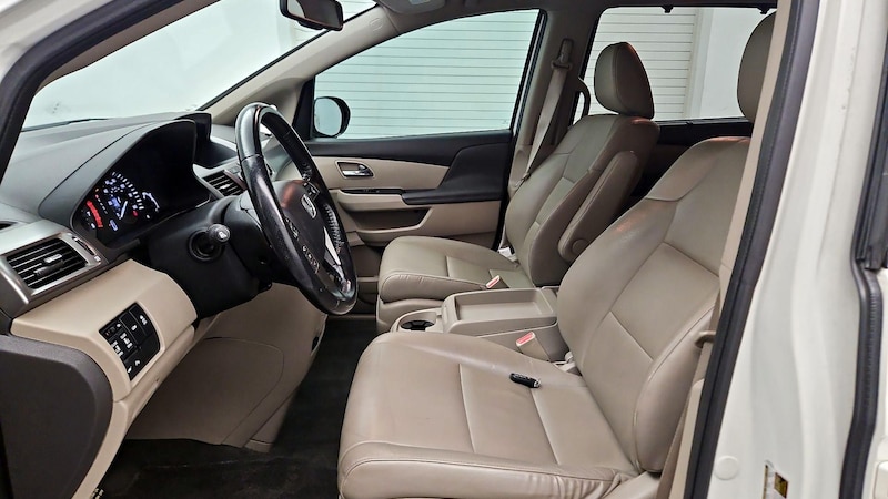 2016 Honda Odyssey Touring 11