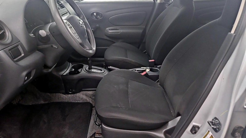 2015 Nissan Versa S Plus 11