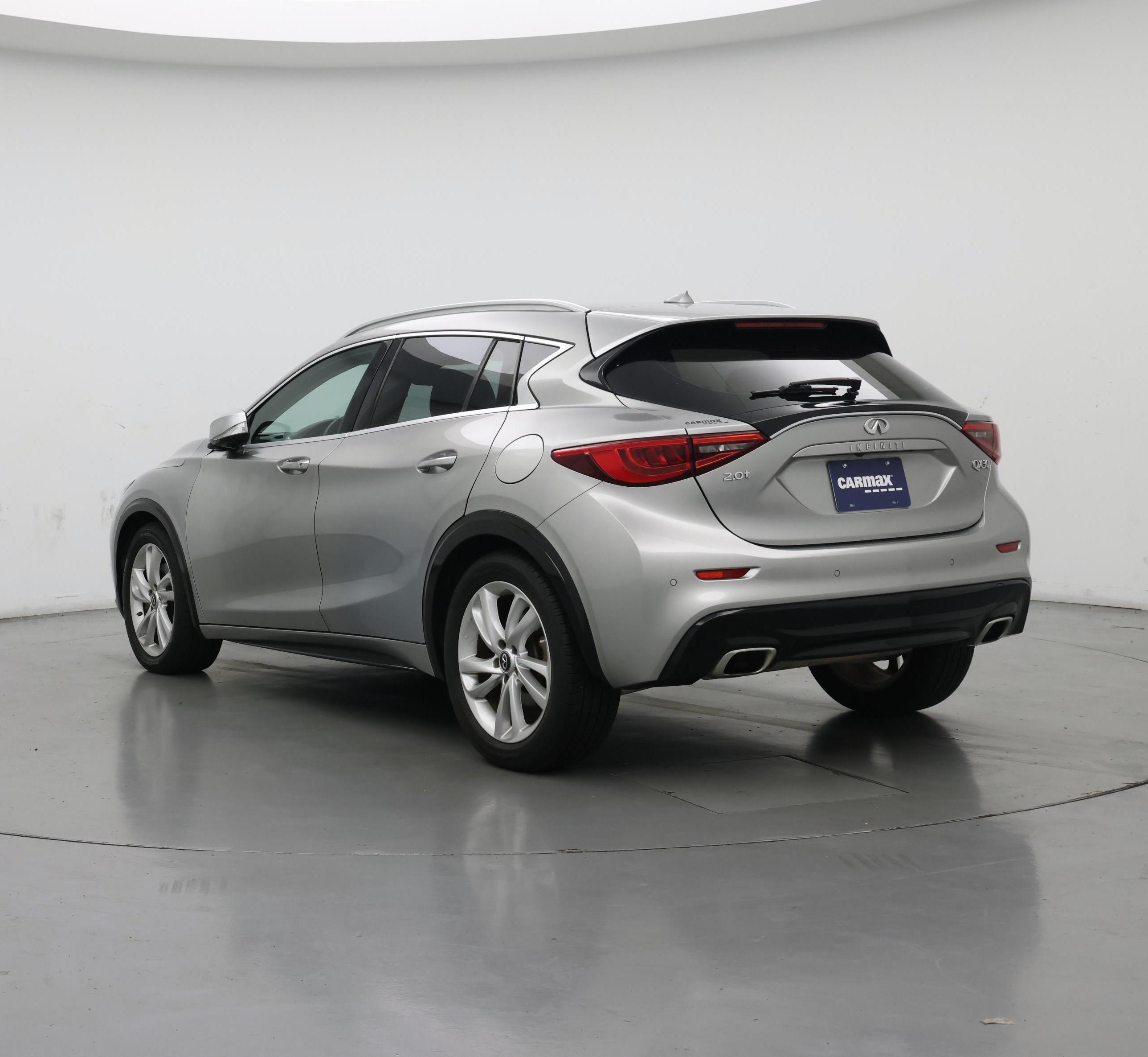 Thumbnail: 2017 INFINITI QX30 - 2