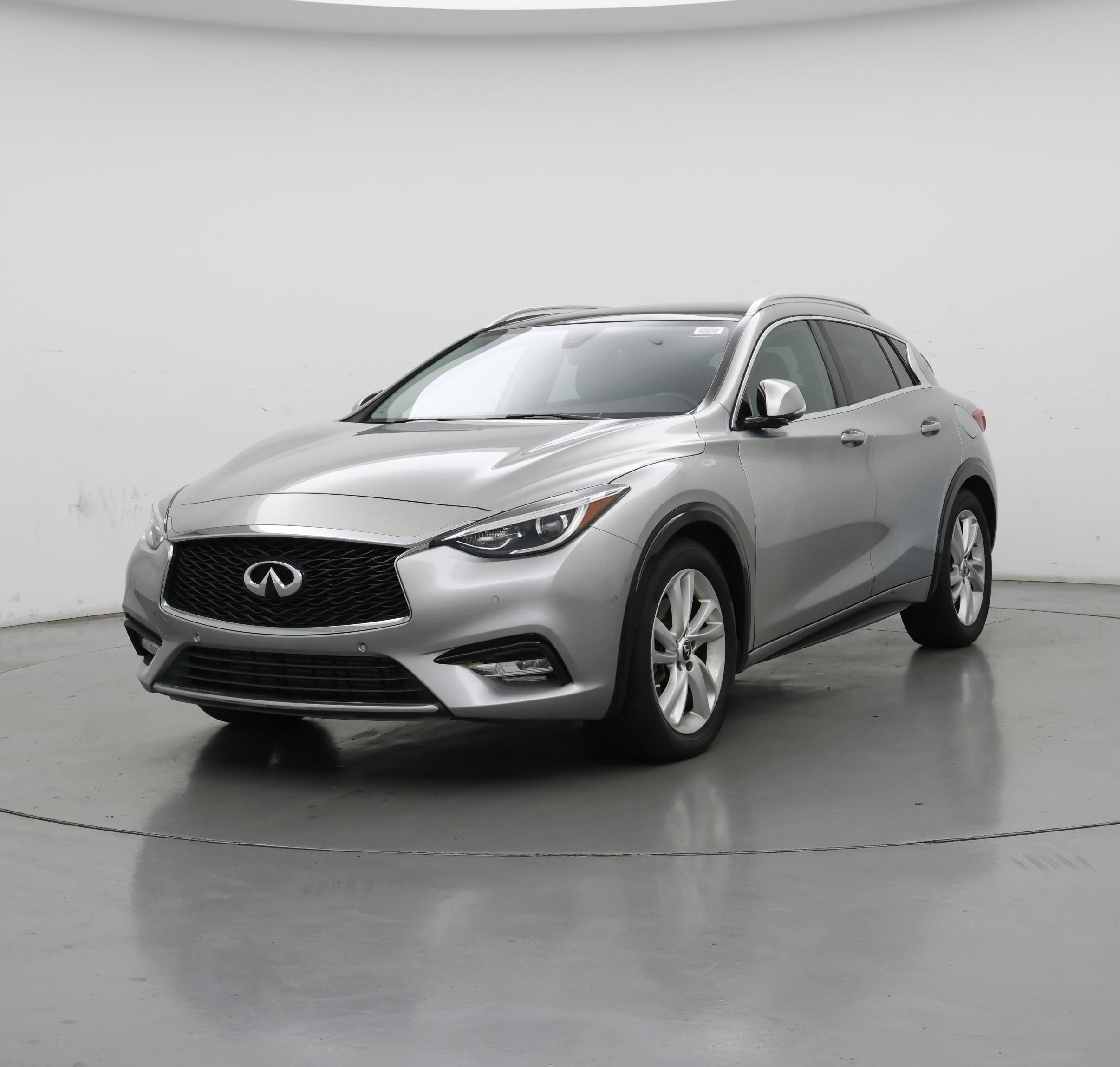 Thumbnail: 2017 INFINITI QX30 - 4