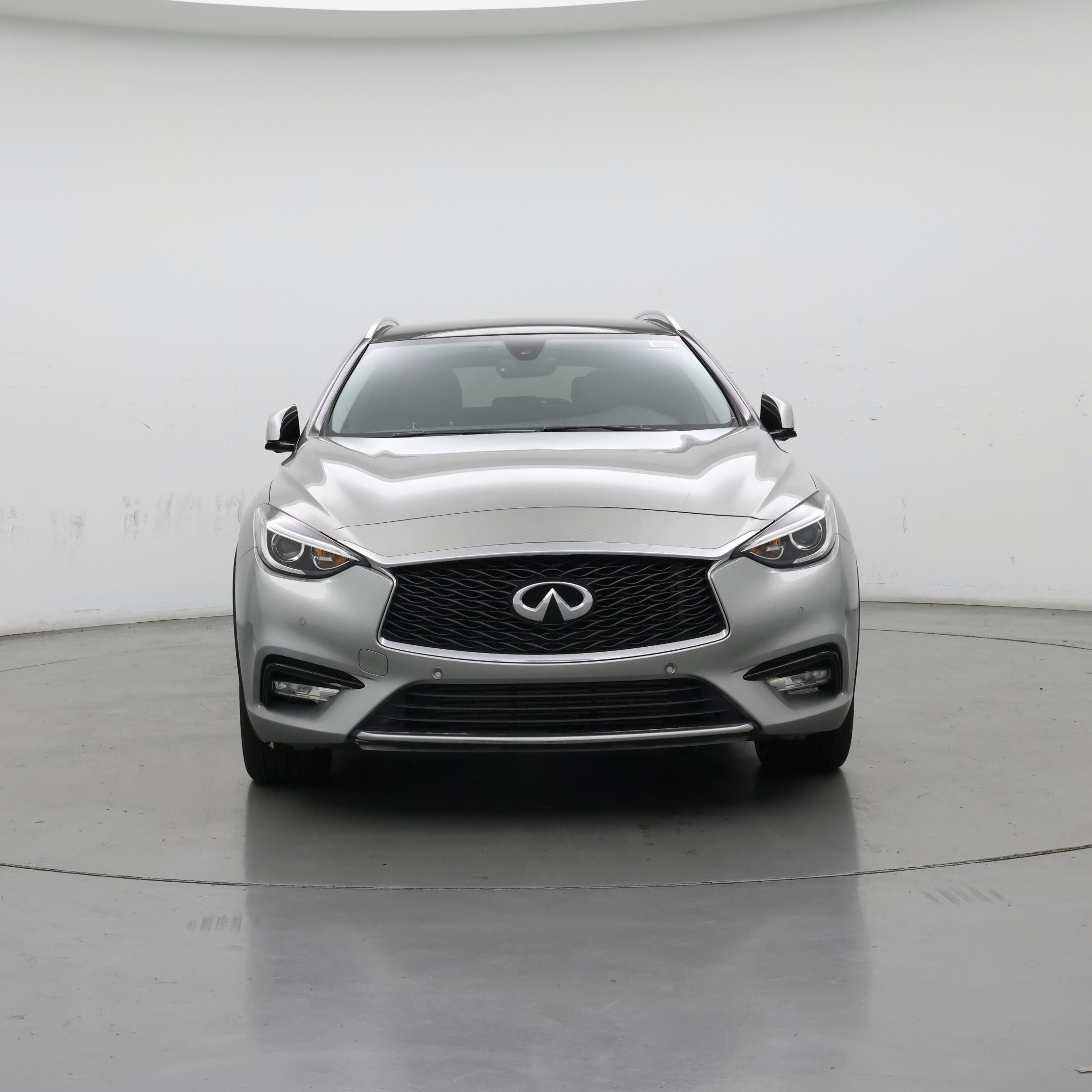 Thumbnail: 2017 INFINITI QX30 - 5