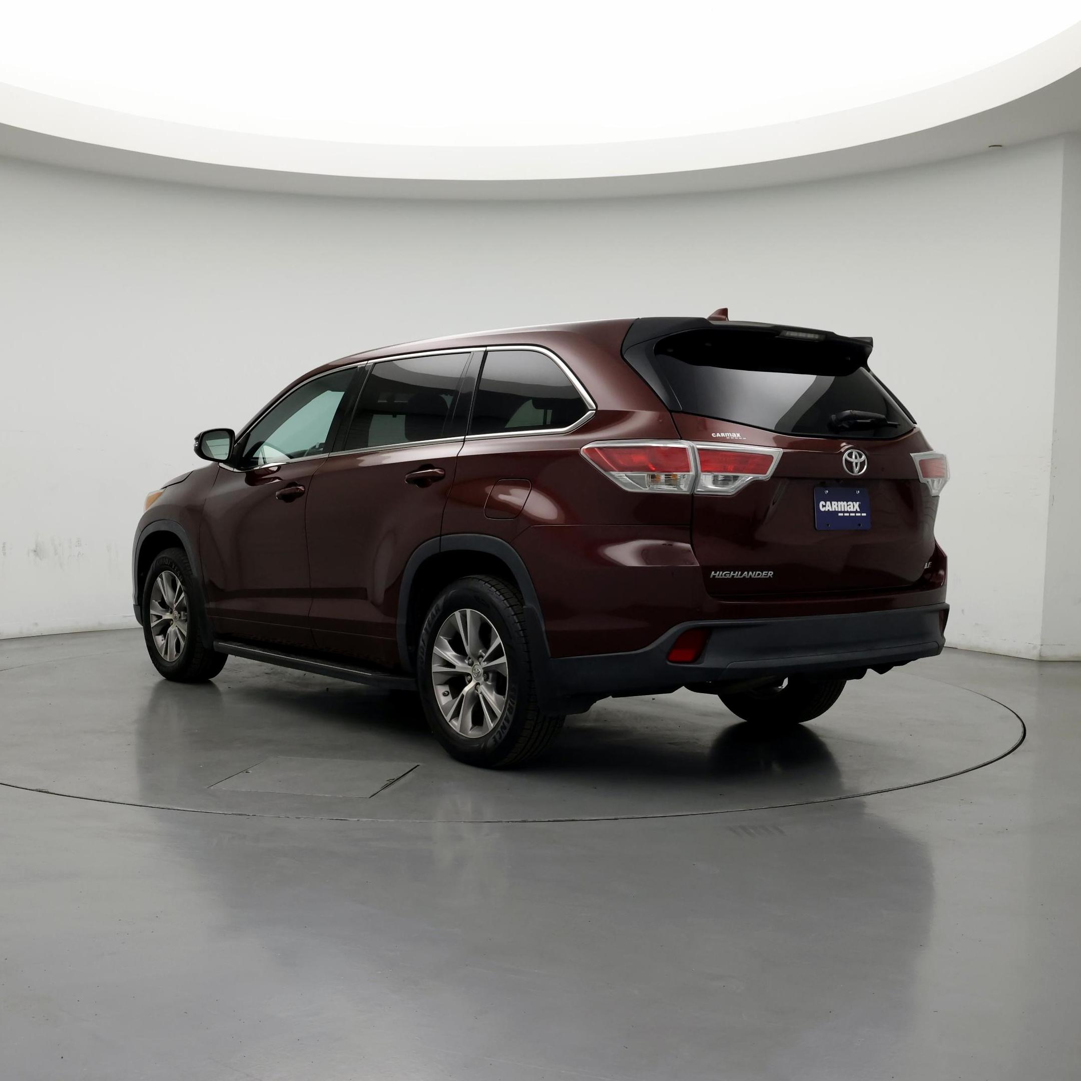 Thumbnail: 2015 Toyota Highlander - 2