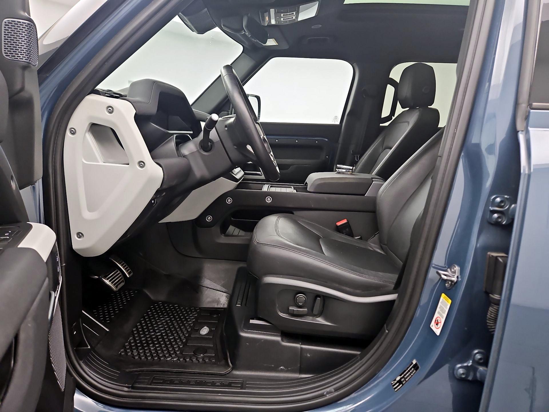 Thumbnail: 2023 Land Rover Defender - 11