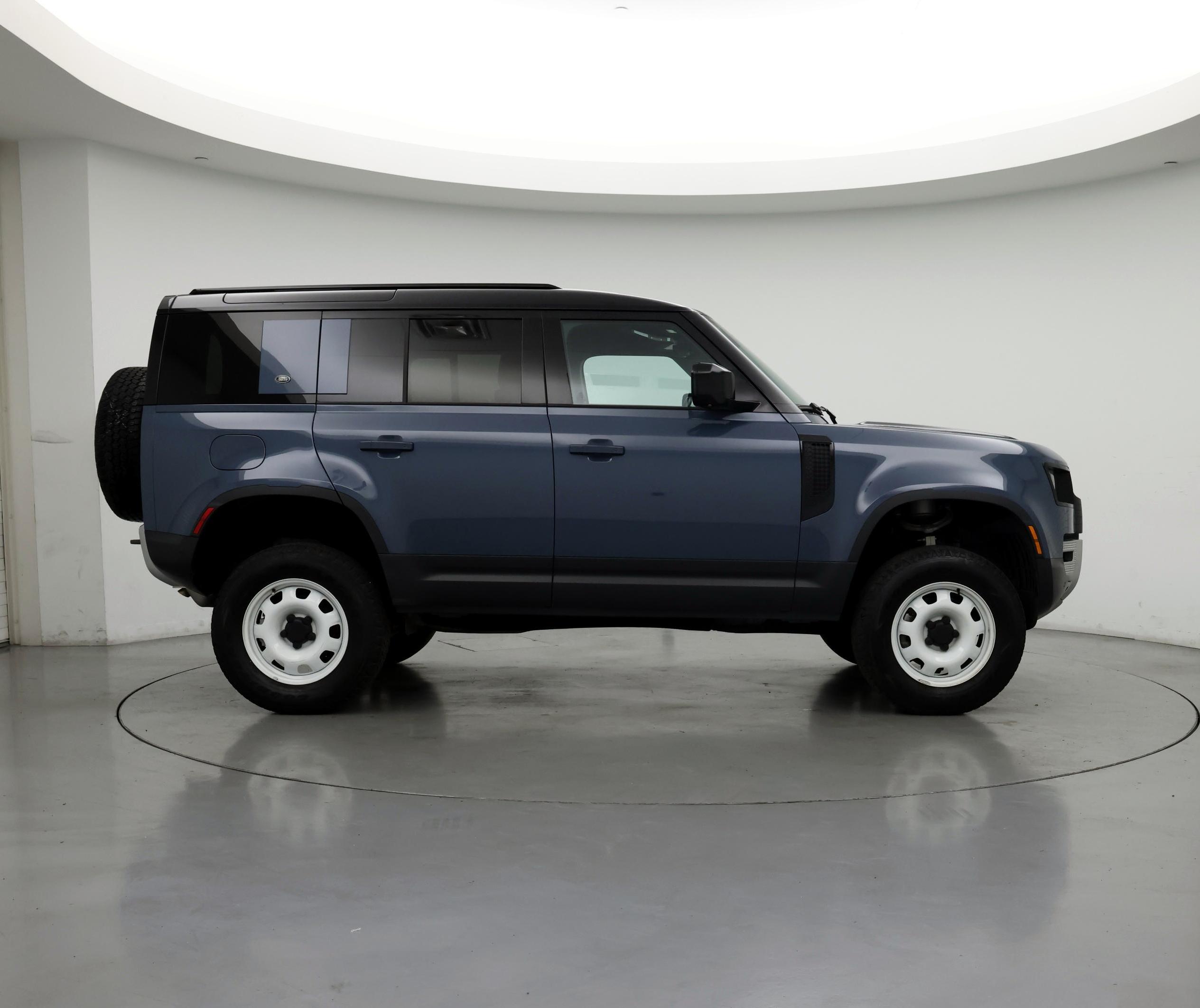 Thumbnail: 2023 Land Rover Defender - 7