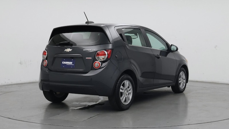 2016 Chevrolet Sonic LT 8