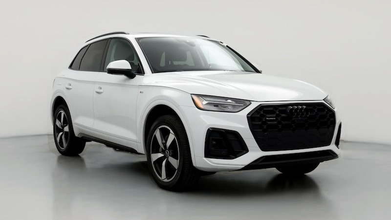 2022 Audi Q5 e Premium Plus Hero Image