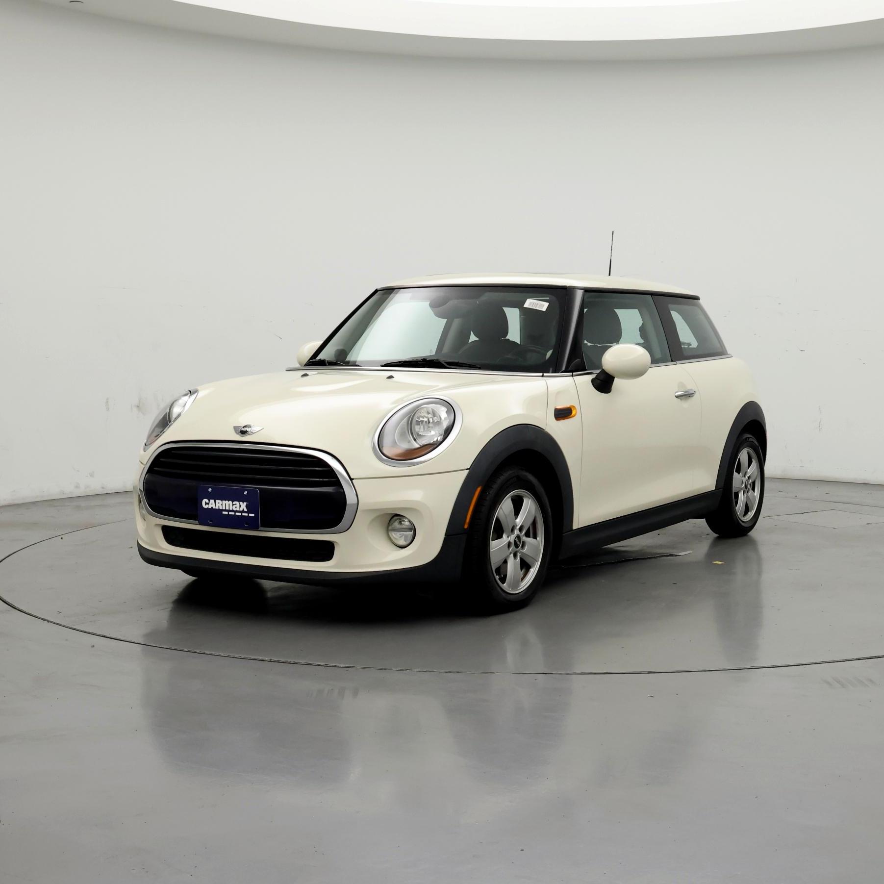 Thumbnail: 2016 MINI Cooper Hardtop - 4
