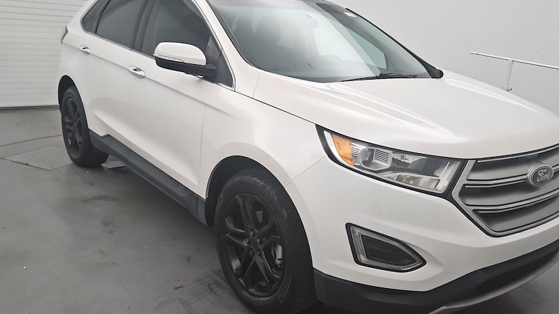 2015 Ford Edge Titanium Hero Image