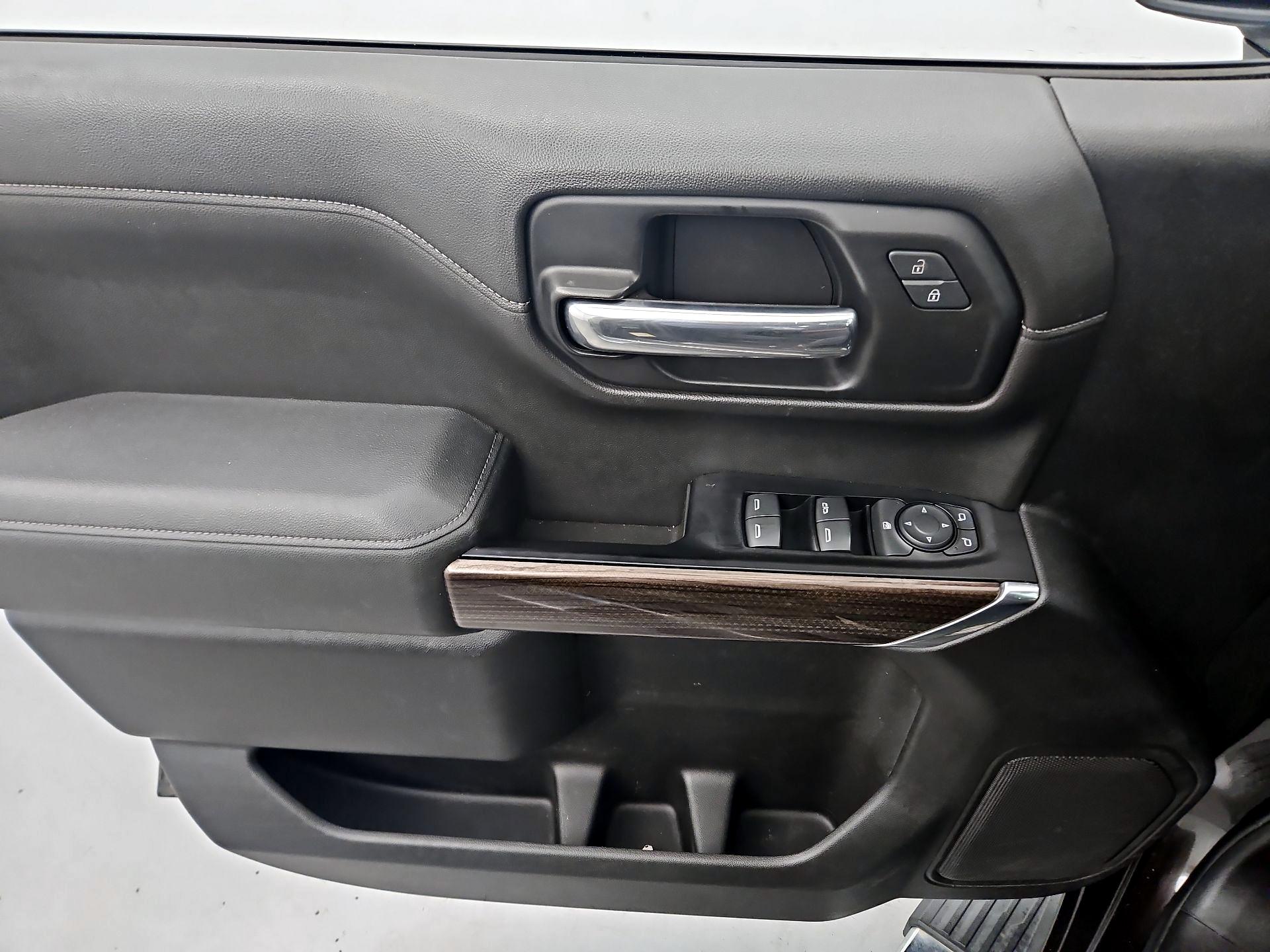 Thumbnail: 2019 Chevrolet Silverado 1500 - 12