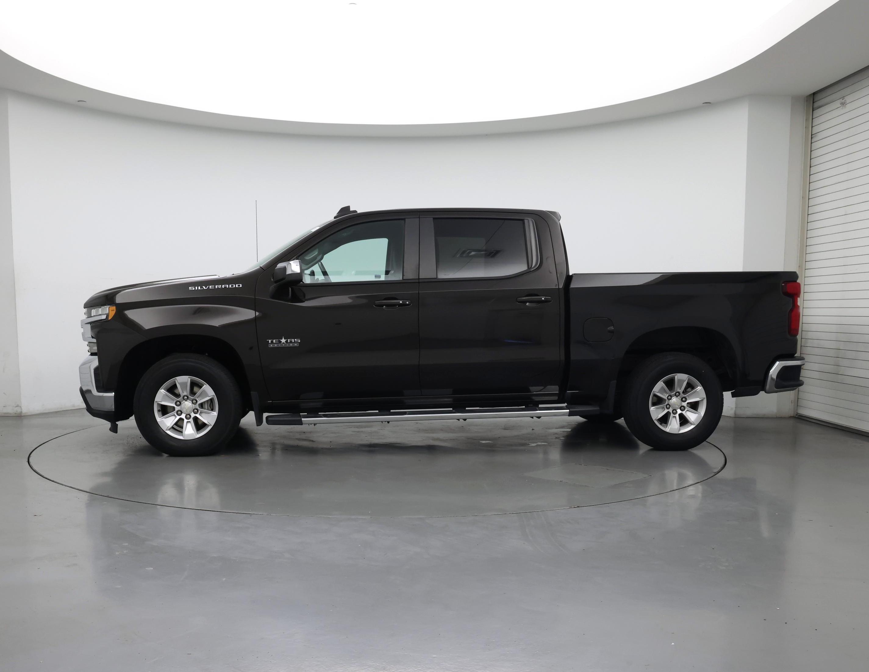 Thumbnail: 2019 Chevrolet Silverado 1500 - 3