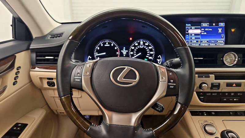 2015 Lexus ES 350 10