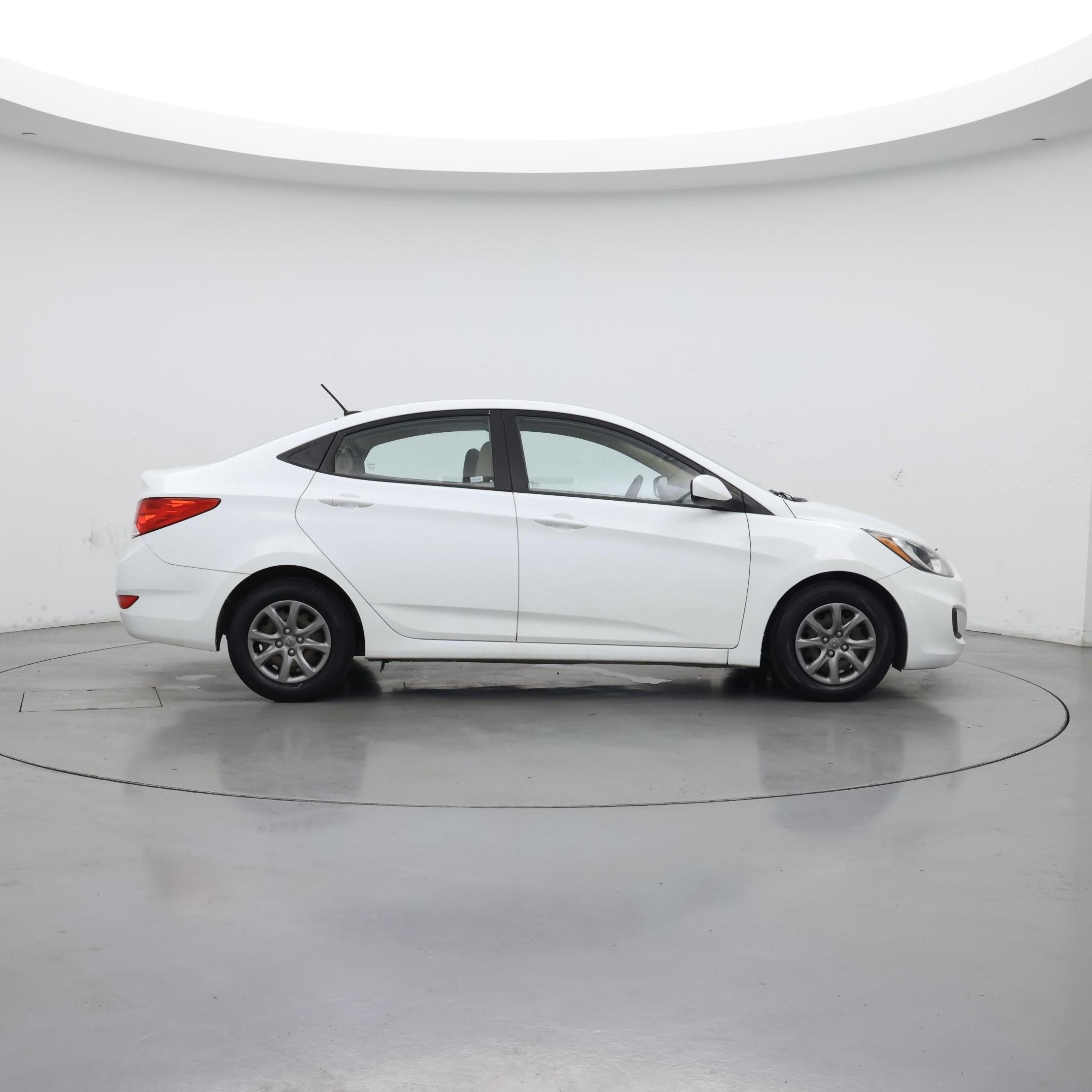 Thumbnail: 2014 Hyundai Accent - 7