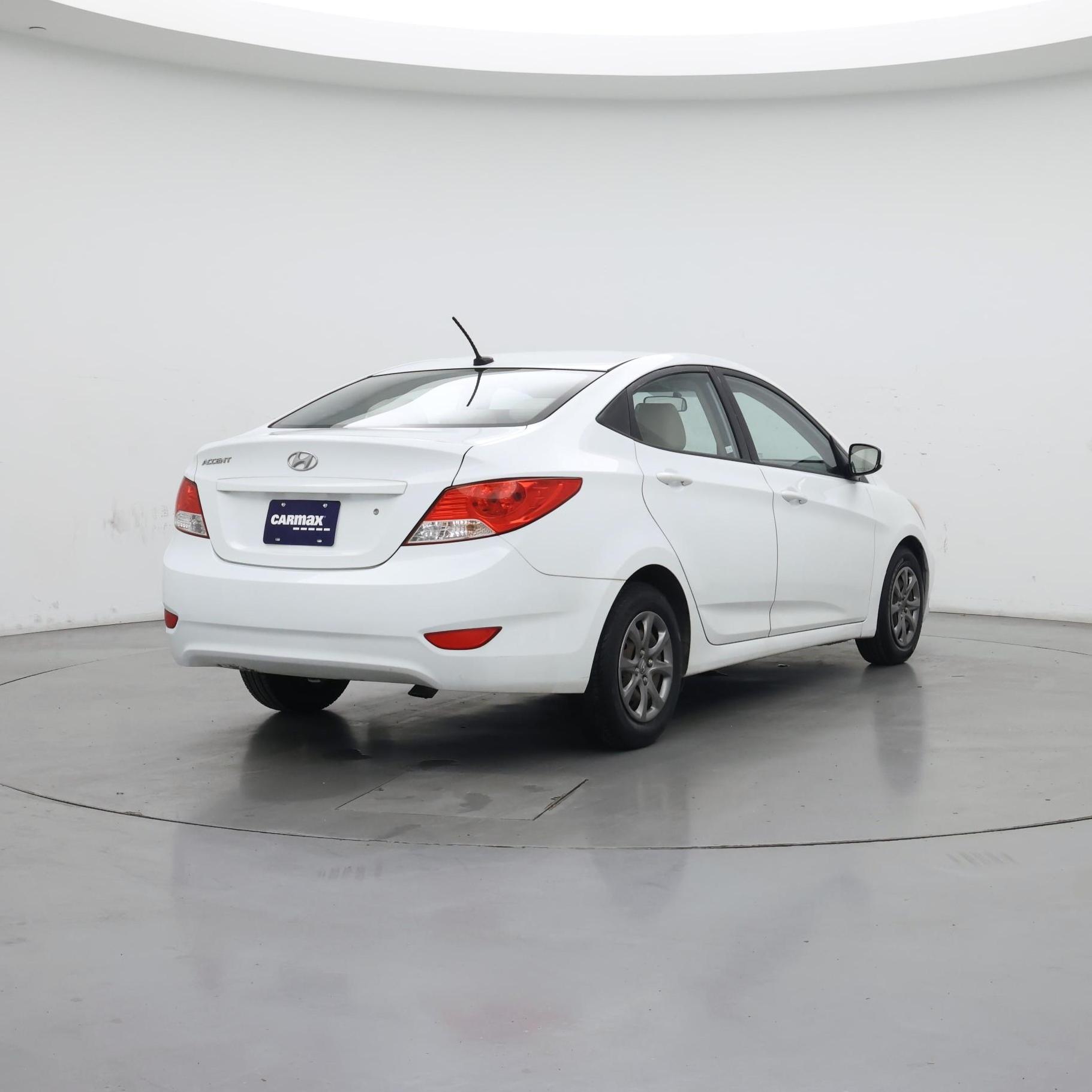 Thumbnail: 2014 Hyundai Accent - 8