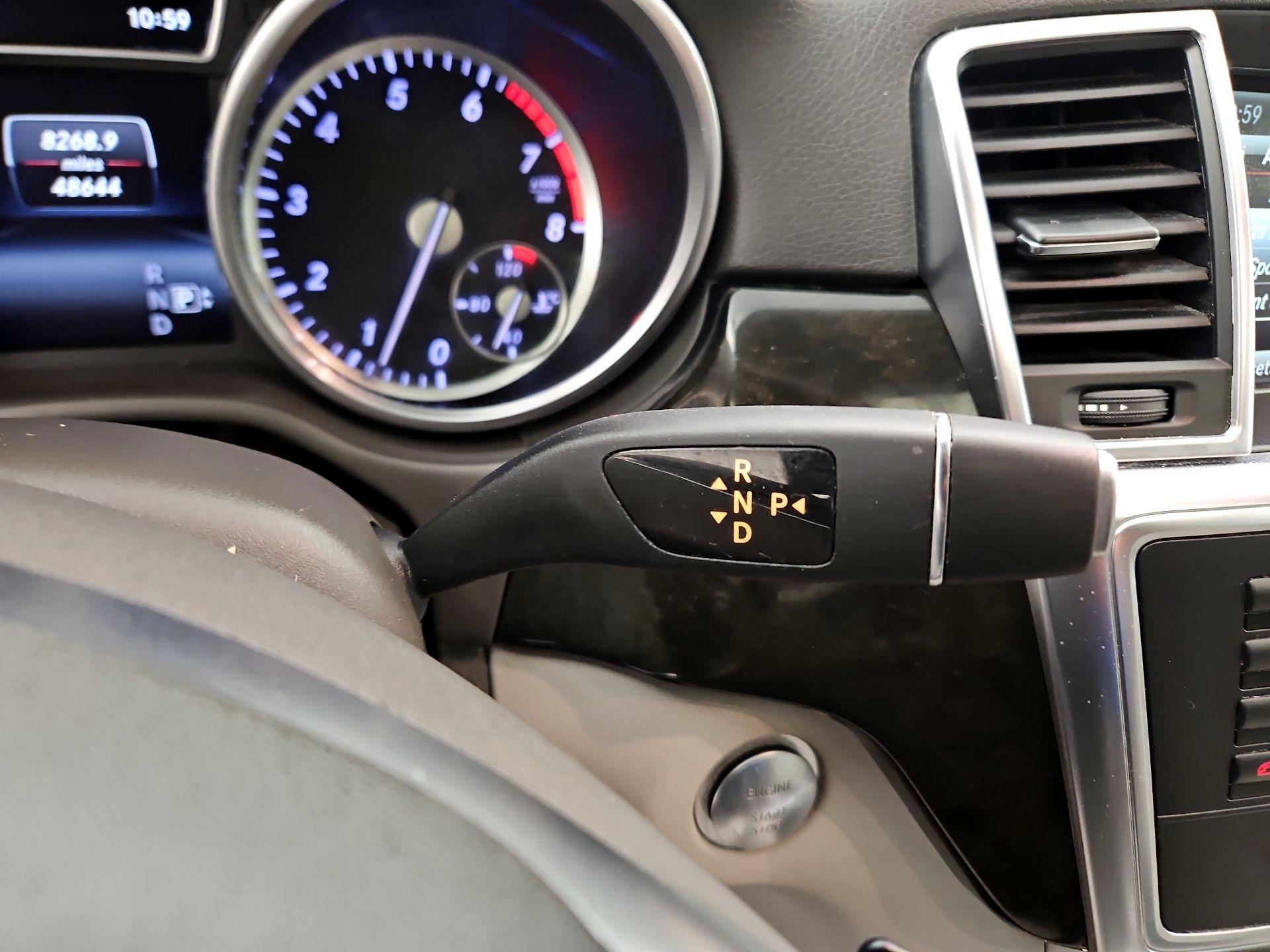 Thumbnail: 2015 Mercedes-Benz M-Class - 17
