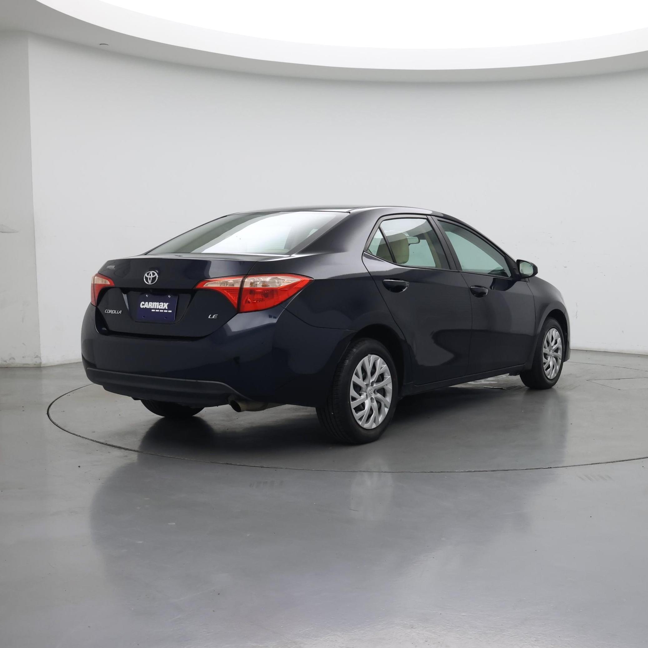 Thumbnail: 2018 Toyota Corolla - 8