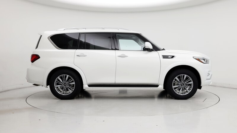 2022 INFINITI QX80 Luxe 7