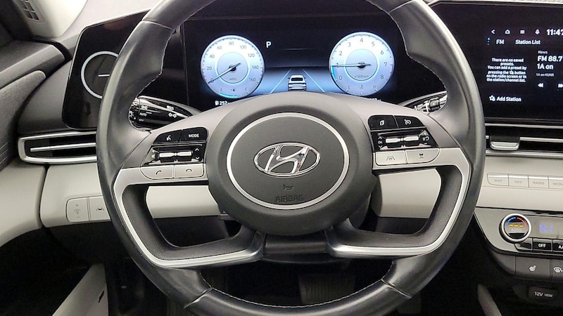 2021 Hyundai Elantra Limited Edition 10