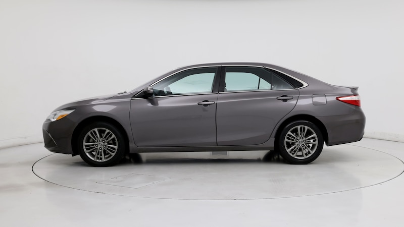 2016 Toyota Camry SE 3