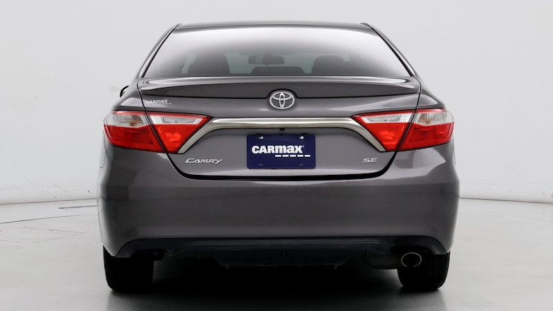 2016 Toyota Camry SE 6