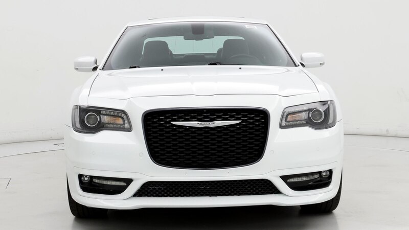 2018 Chrysler 300 S 5