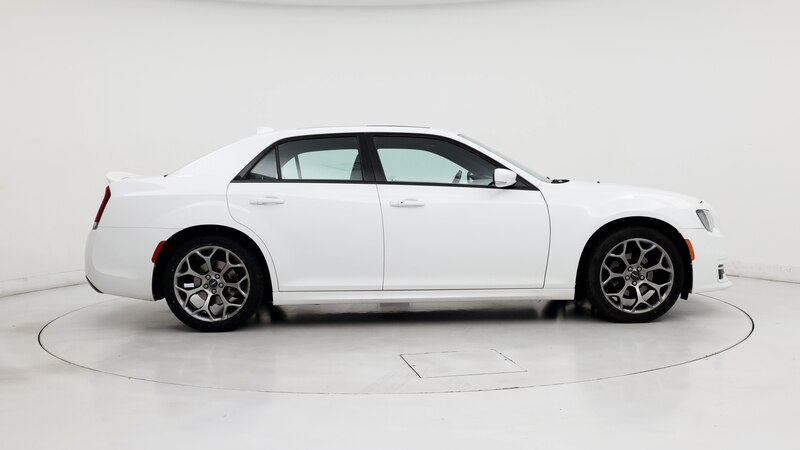 2018 Chrysler 300 S 7