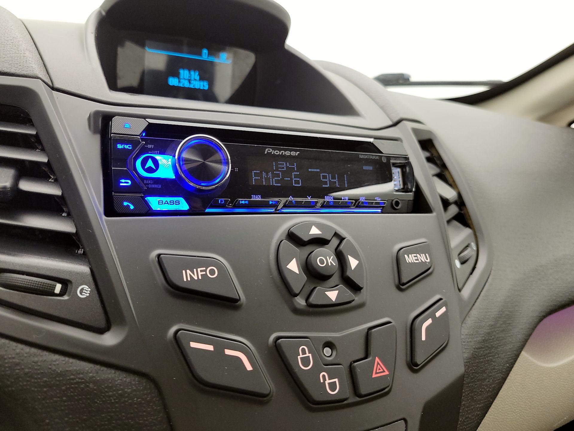 Thumbnail: 2016 Ford Fiesta - 14