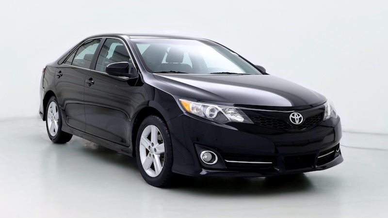 2013 Toyota Camry SE Hero Image