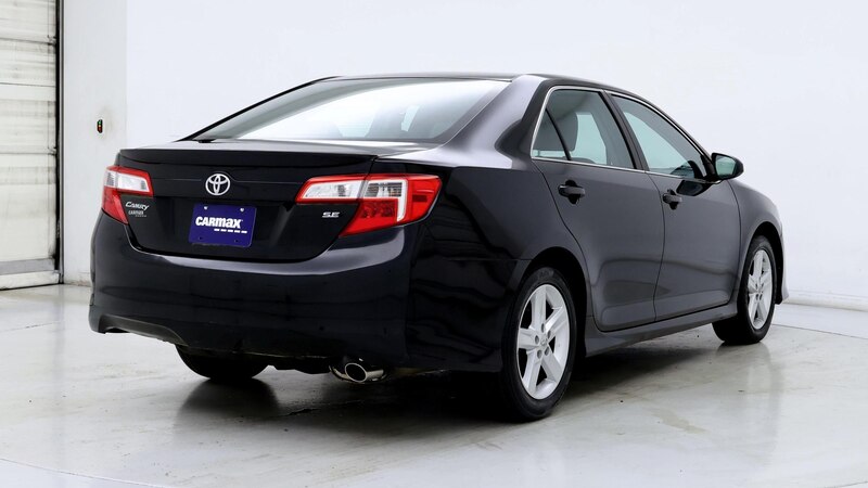 2013 Toyota Camry SE 8