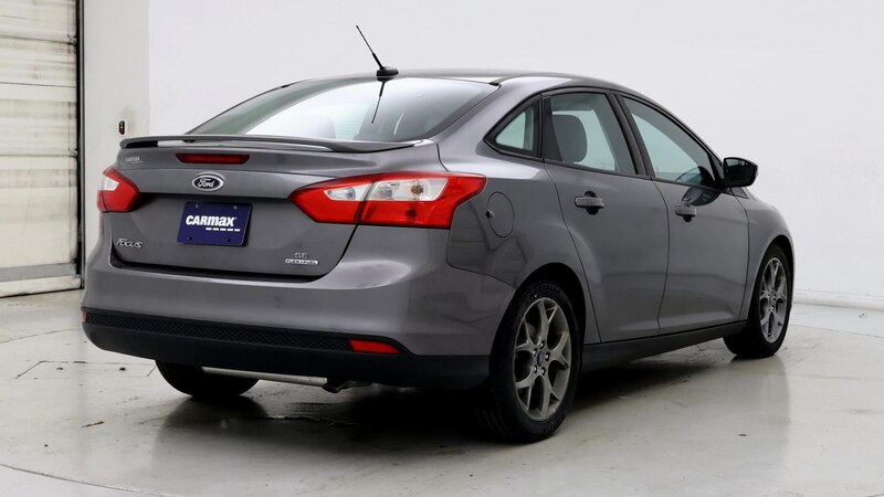 2013 Ford Focus SE 8