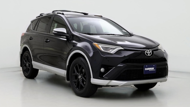 2016 Toyota RAV4 SE Hero Image