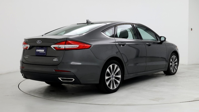 2019 Ford Fusion SE 8