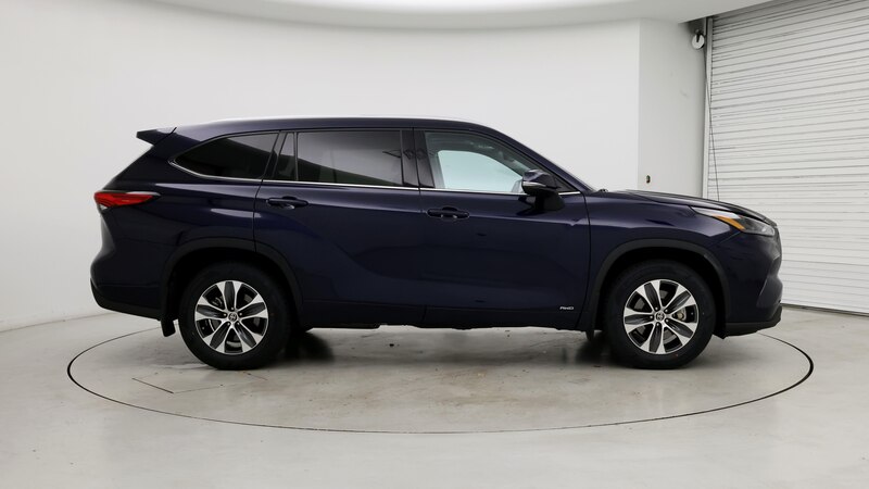 2022 Toyota Highlander XLE 7