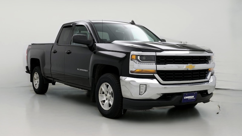 2017 Chevrolet Silverado 1500 LT Hero Image