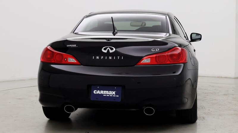 2013 INFINITI G37  8