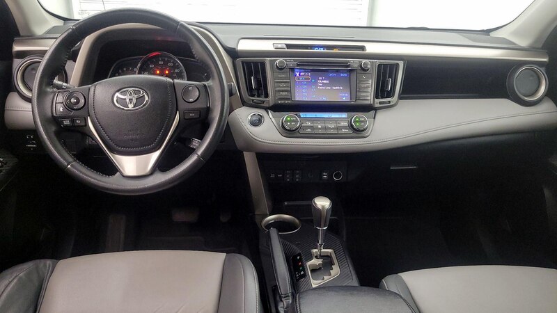 2013 Toyota RAV4 Limited 9