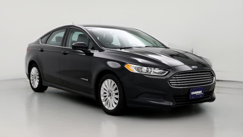 2015 Ford Fusion S Hero Image