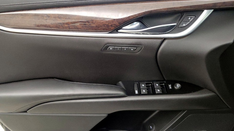 2016 Cadillac XTS Luxury 12