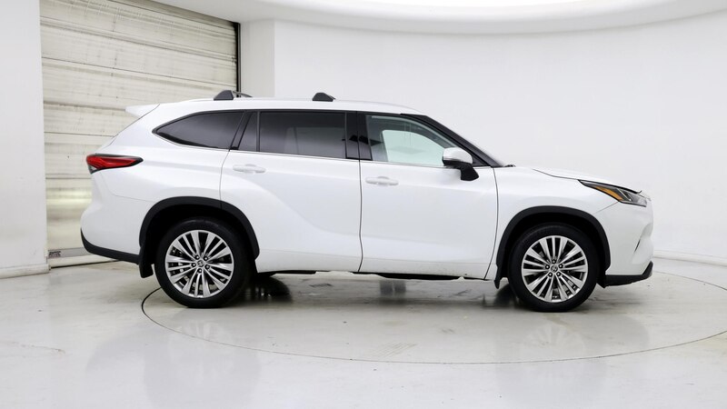 2023 Toyota Highlander Platinum 7