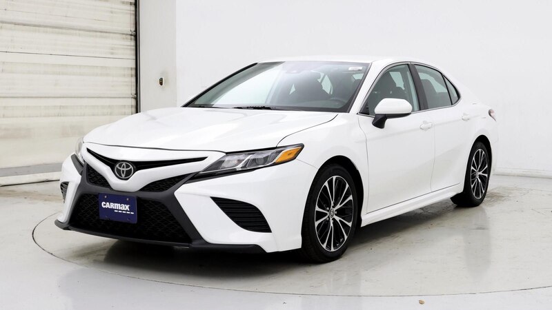 2020 Toyota Camry SE 4