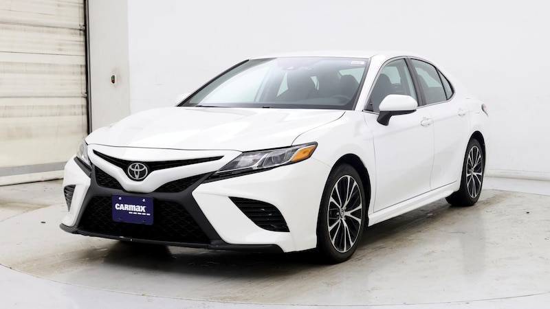 2019 Toyota Camry SE 4