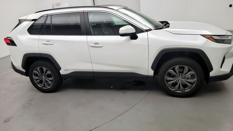 2024 Toyota RAV4 XLE Premium 4