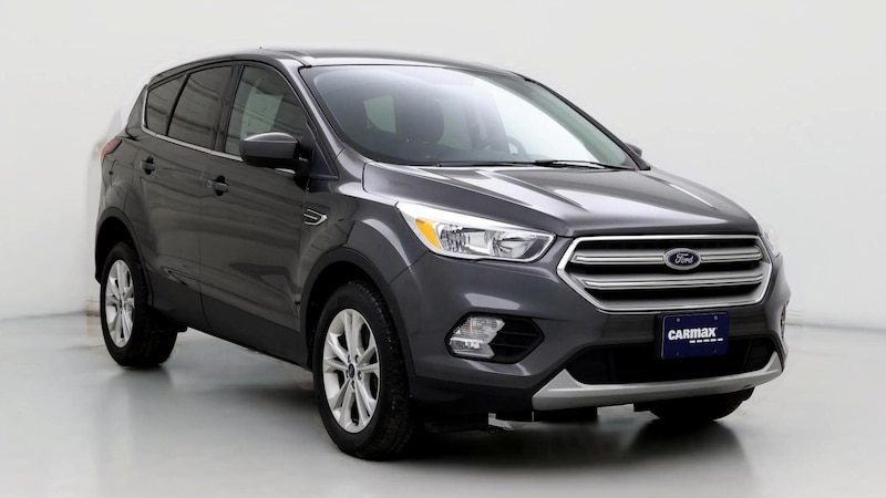 2019 Ford Escape SE Hero Image