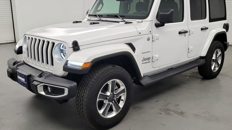 2022 Jeep Wrangler Unlimited Sahara 3