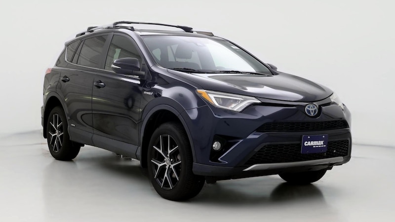 2017 Toyota RAV4 SE Hero Image