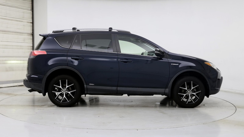 2017 Toyota RAV4 SE 7