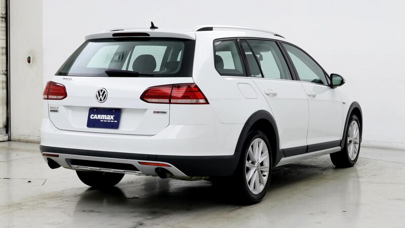 2019 Volkswagen Golf Alltrack S 8